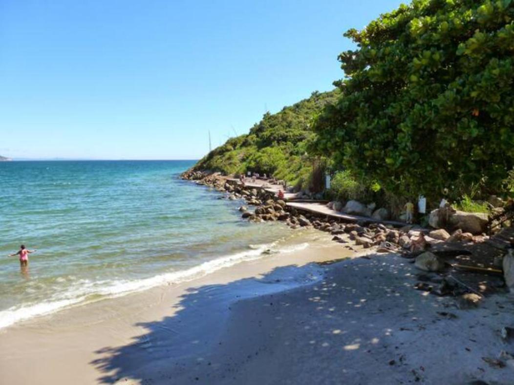 Casa Com Piscina Em Frente A Praia Do Santinho フロリアノポリス エクステリア 写真