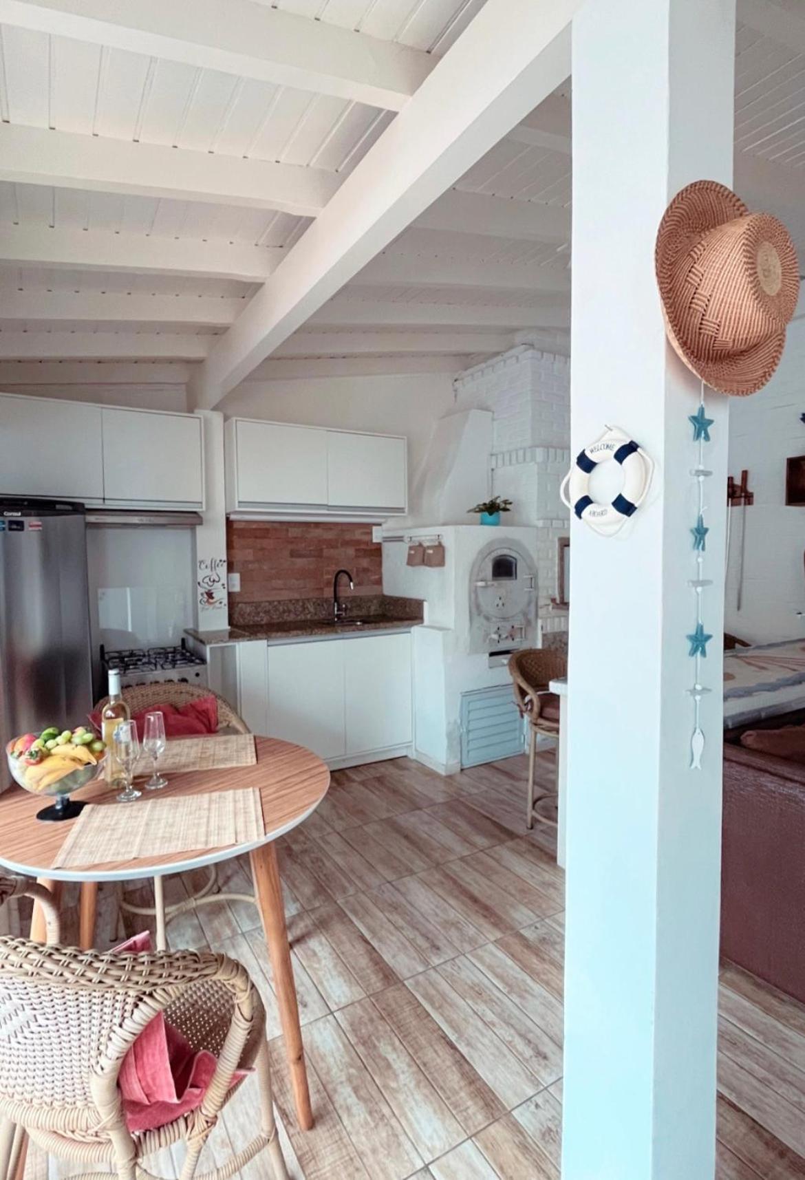 Casa Com Piscina Em Frente A Praia Do Santinho フロリアノポリス エクステリア 写真