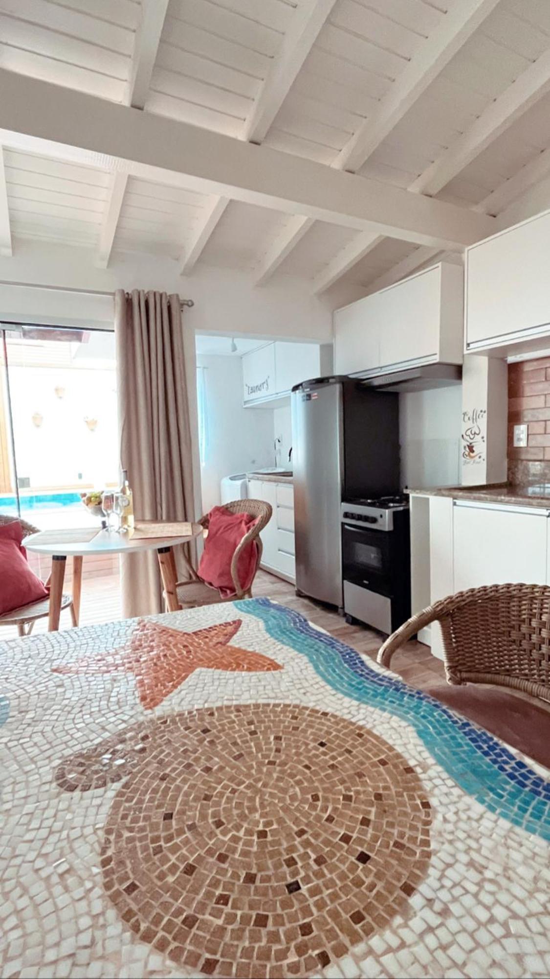 Casa Com Piscina Em Frente A Praia Do Santinho フロリアノポリス エクステリア 写真
